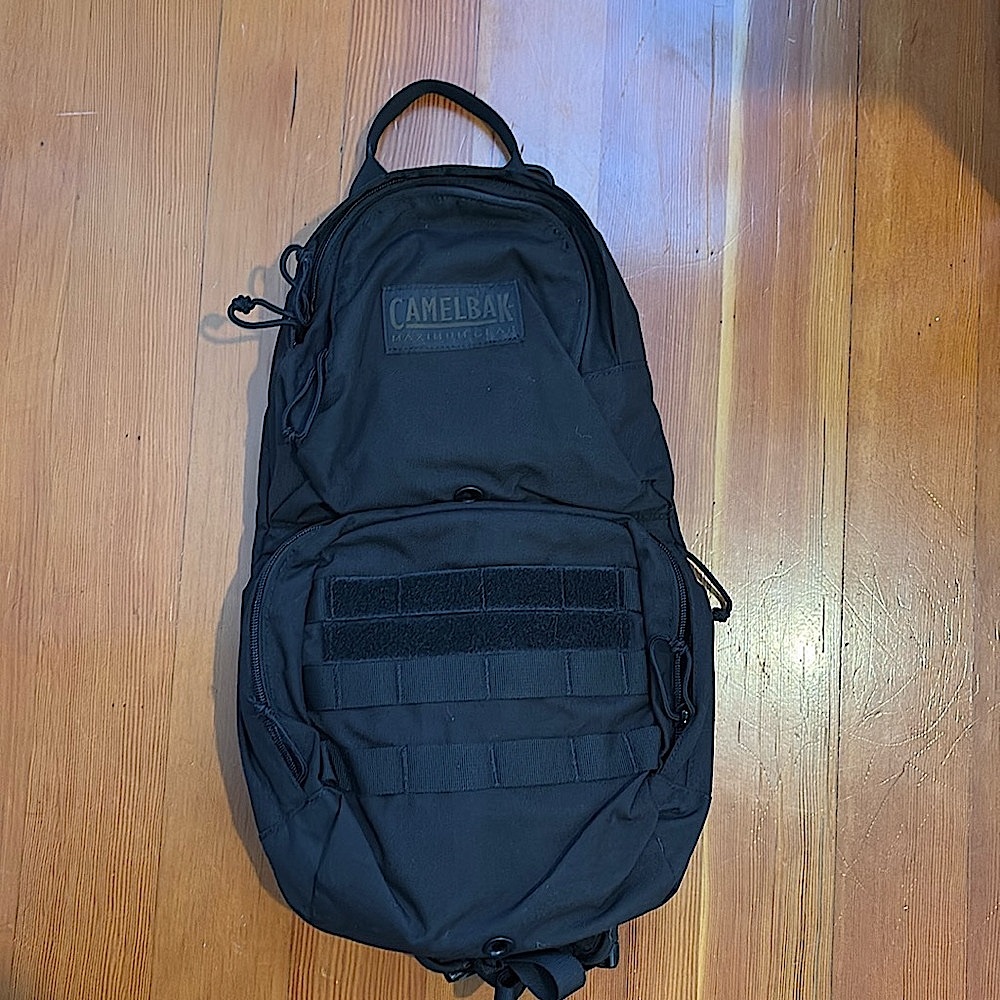 Camelback 3 L hydration pack with Cordura fabric. MULE series-never been used.